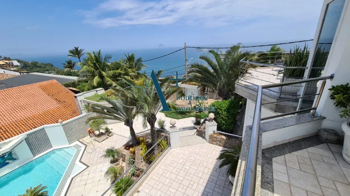 Casa Arrojada com Heliponto e Discoteca: A Vista Panorâmica Mais Exclusiva da Barra da Tijuca.