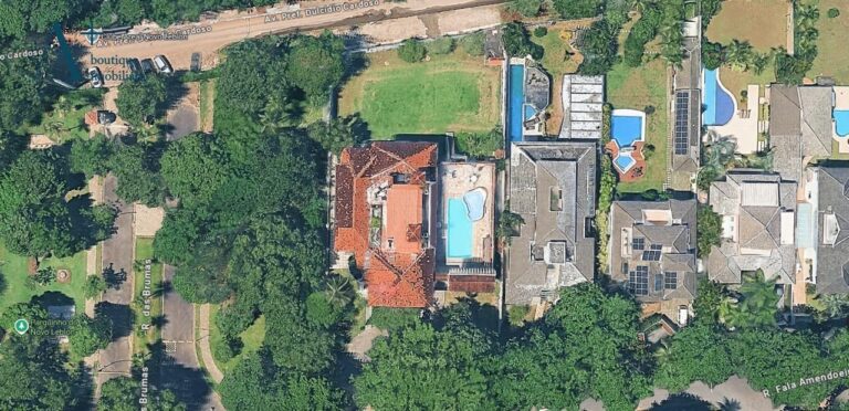A+BI_133 Mansão a venda no condomínio no Novo Leblon em Barra da Tijuca – Rio de Janeiro – RJ