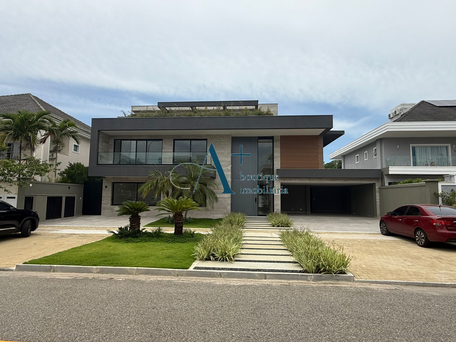 Mansão Contemporânea Santa Mônica Jardins | 1.100m² | 7 Suítes | Sustentabilidade e Tecnologia 